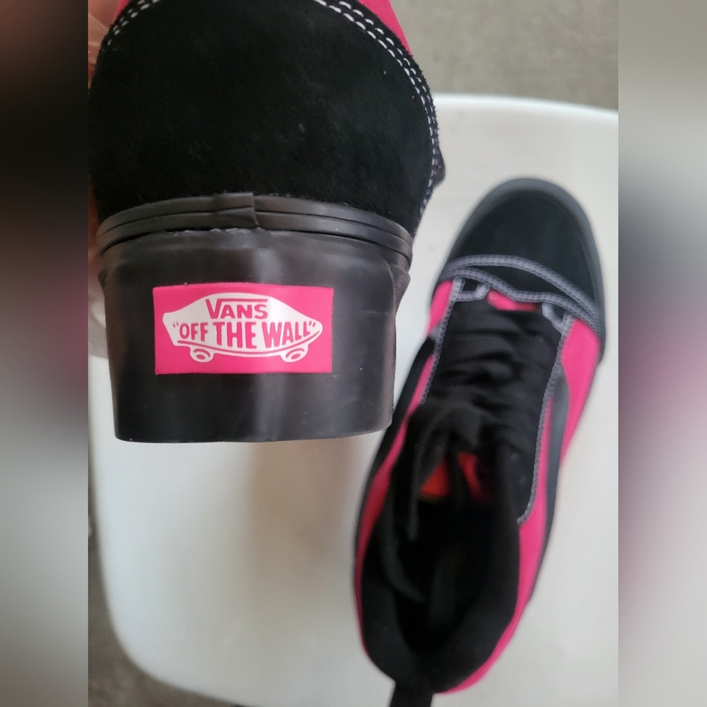 Vans Women's Bold Black and Pink Sneakers - Picture 5 of 11